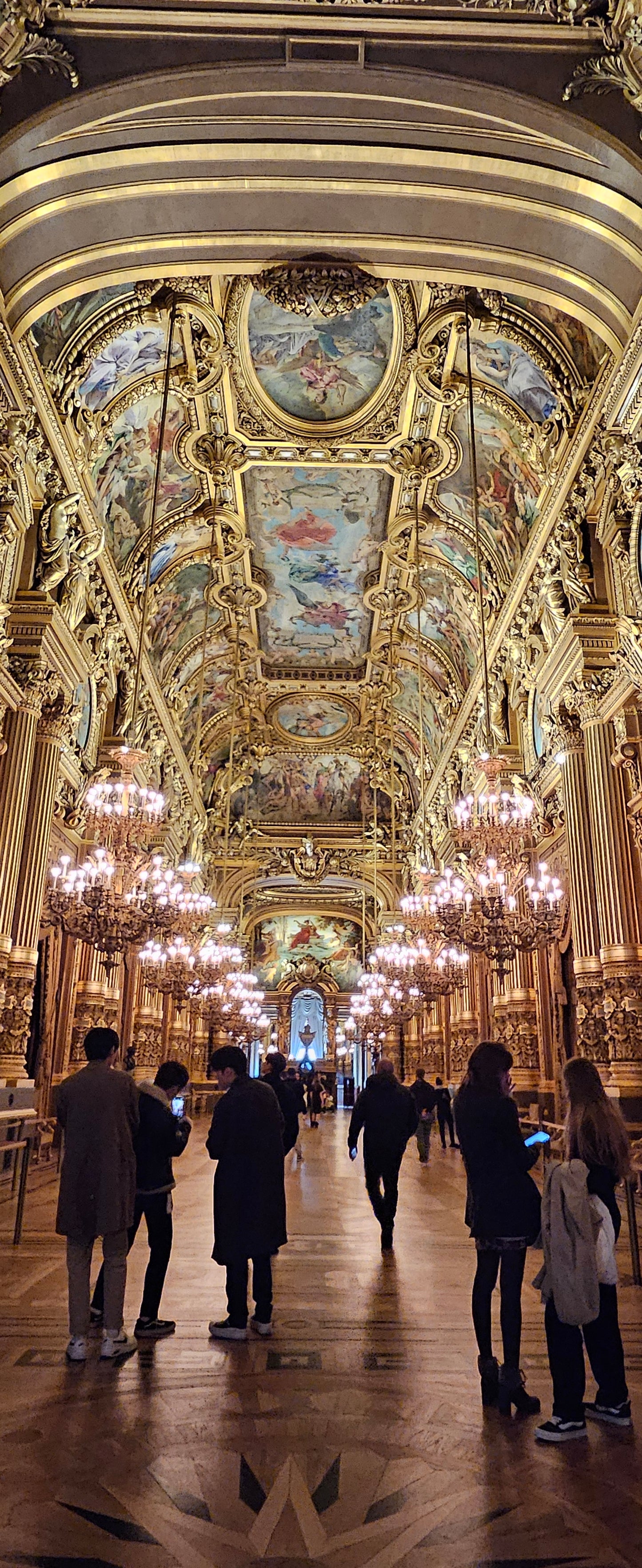 Paris Solo-Travel Tour– May 10–16, 2026 - Bunk Room